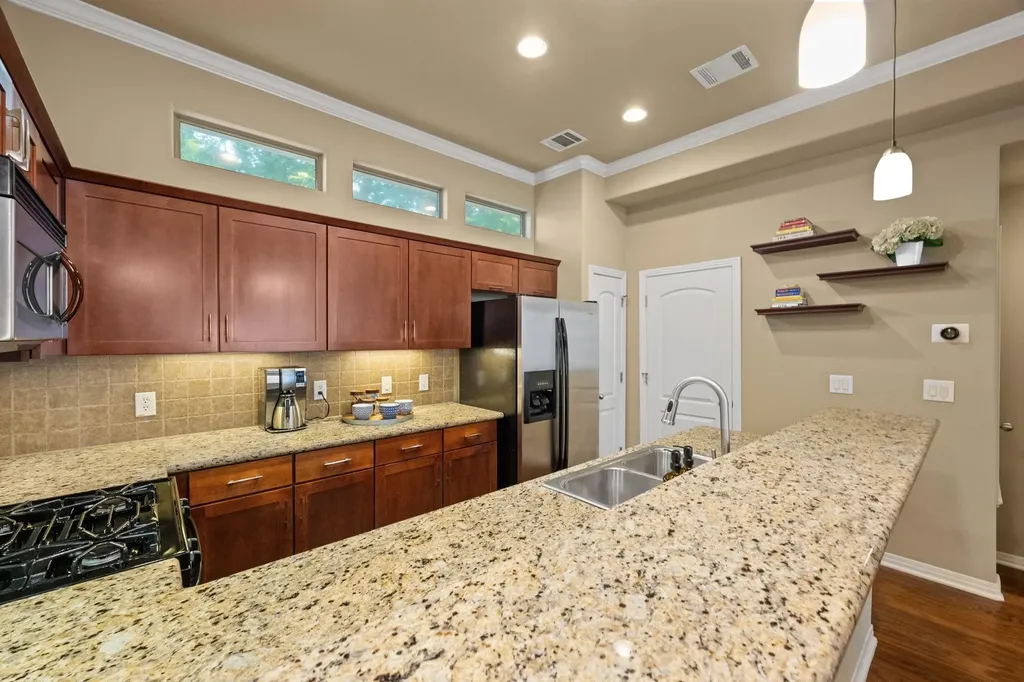 1115 Kinney Avenue Austin TX 78704