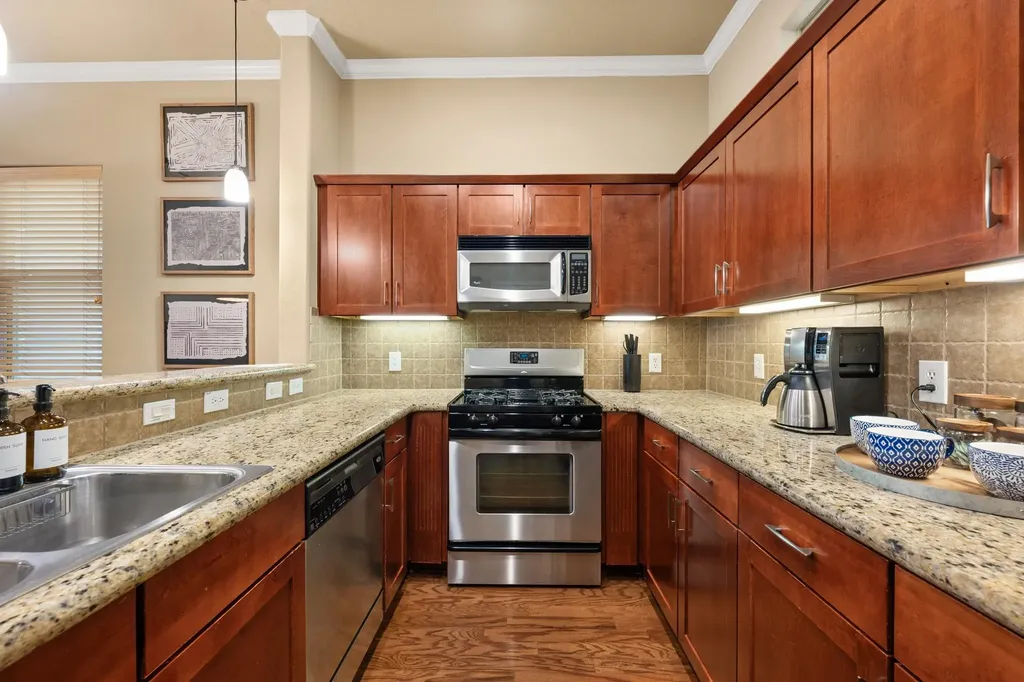 1115 Kinney Avenue Austin TX 78704