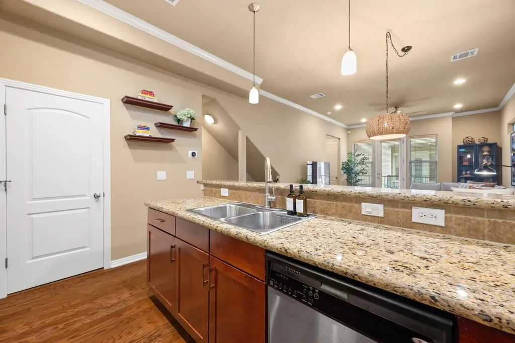 1115 Kinney Avenue Austin TX 78704