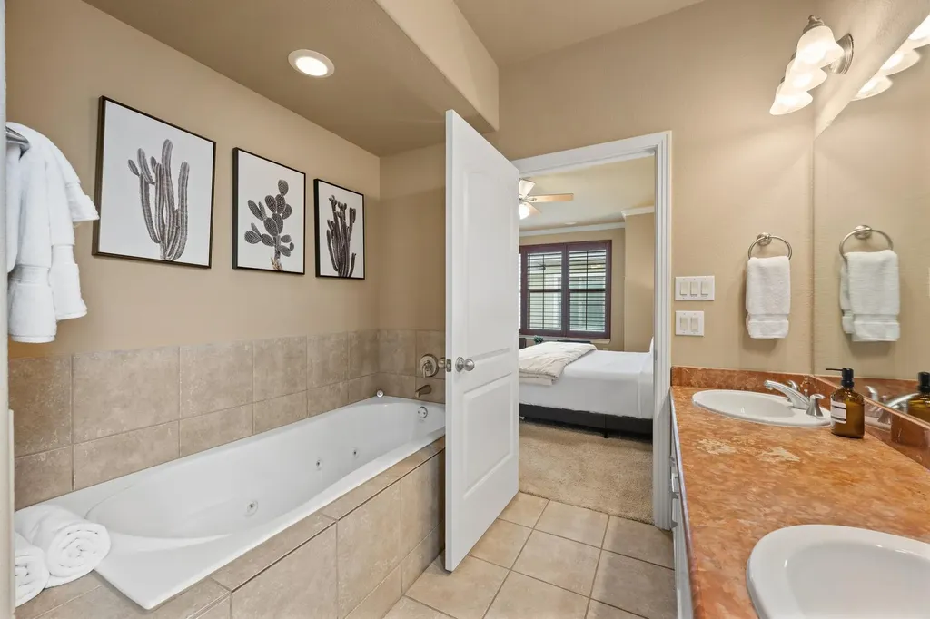 1115 Kinney Avenue Austin TX 78704