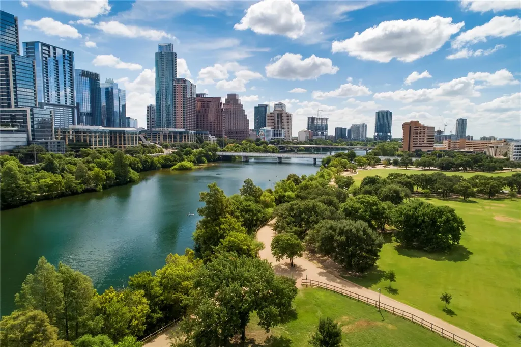 1115 Kinney Avenue Austin TX 78704