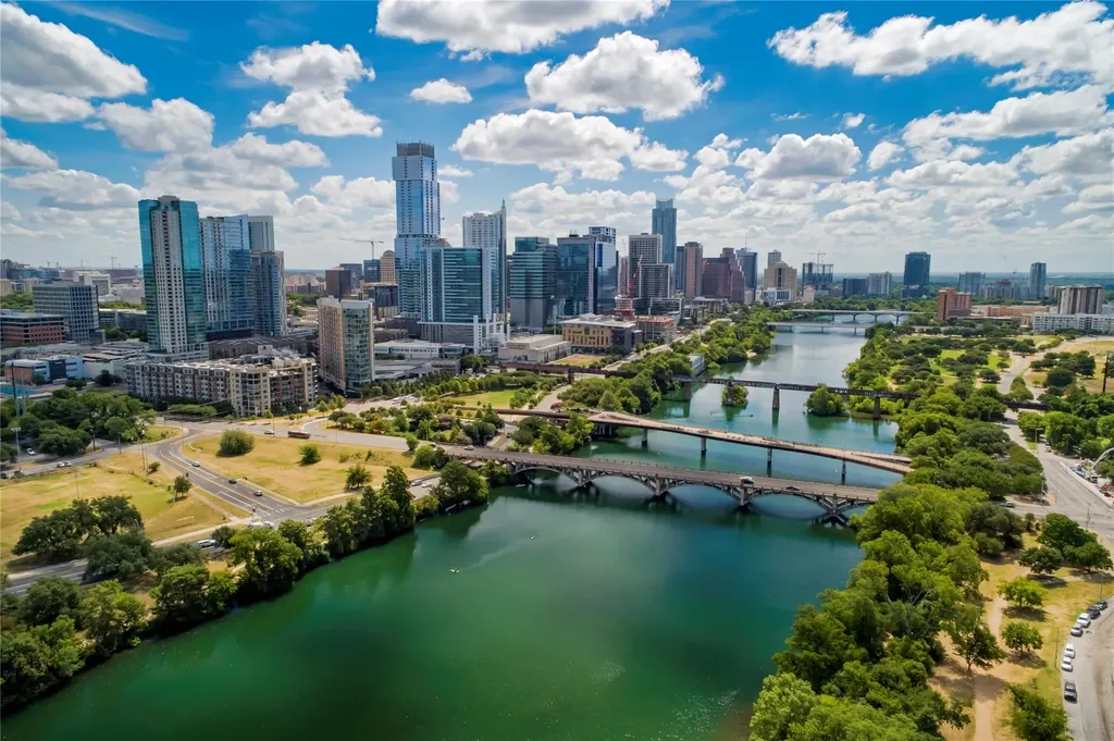 1115 Kinney Avenue Austin TX 78704