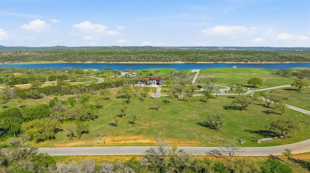 4 Creek Hollow Way Spicewood TX 78669