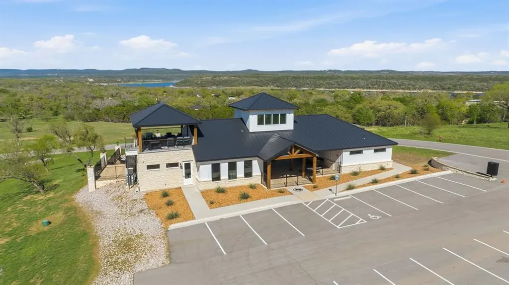 4 Creek Hollow Way Spicewood TX 78669