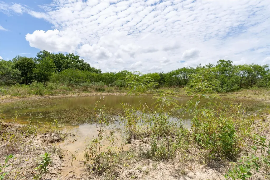 000 Fm 671 Luling TX 78648