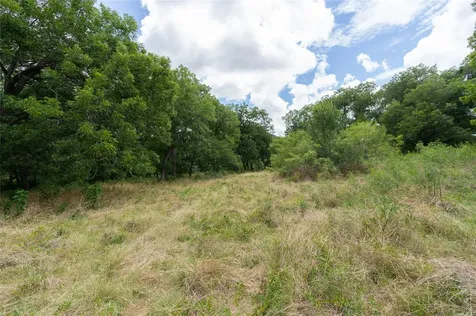 000 Fm 671 Luling TX 78648