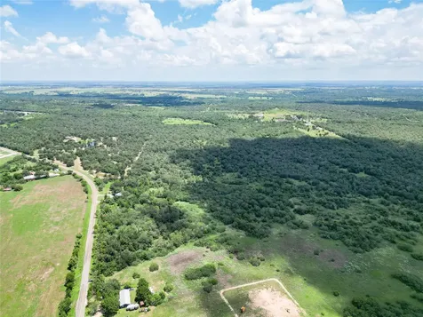 000 Fm 671 Luling TX 78648