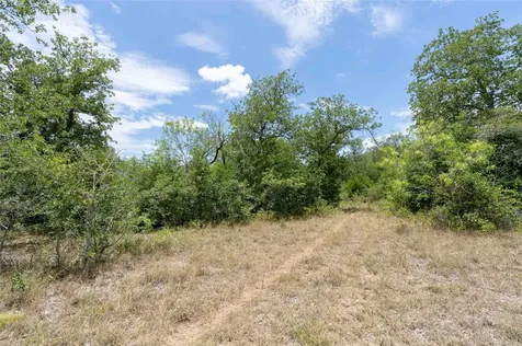 000 Fm 671 Luling TX 78648