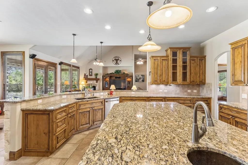 438 Patricia Road Georgetown TX 78628