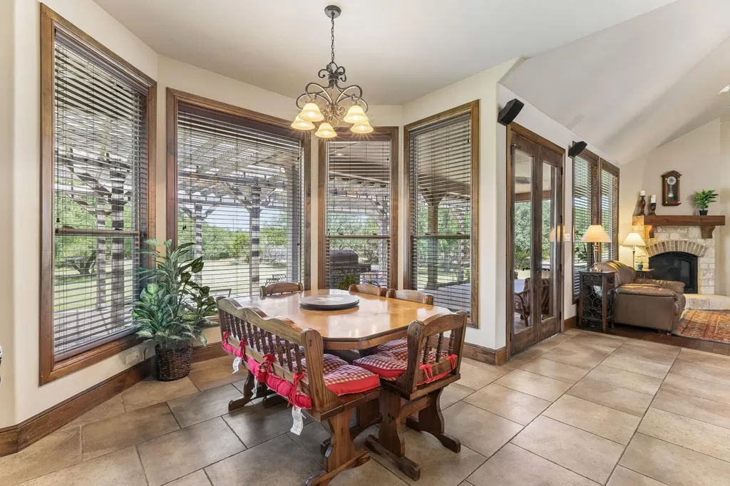 438 Patricia Road Georgetown TX 78628
