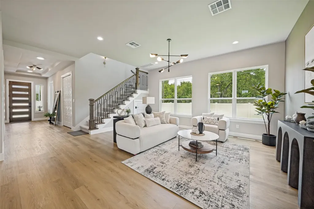 902 Ramendu Way Round Rock TX 78681