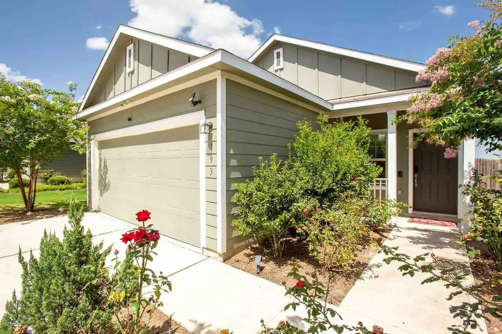 393 Moon Stone Trail Buda TX 78610