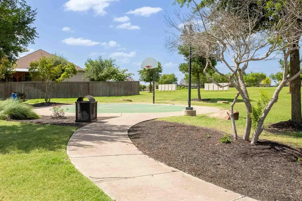 393 Moon Stone Trail Buda TX 78610