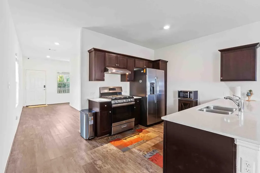 393 Moon Stone Trail Buda TX 78610