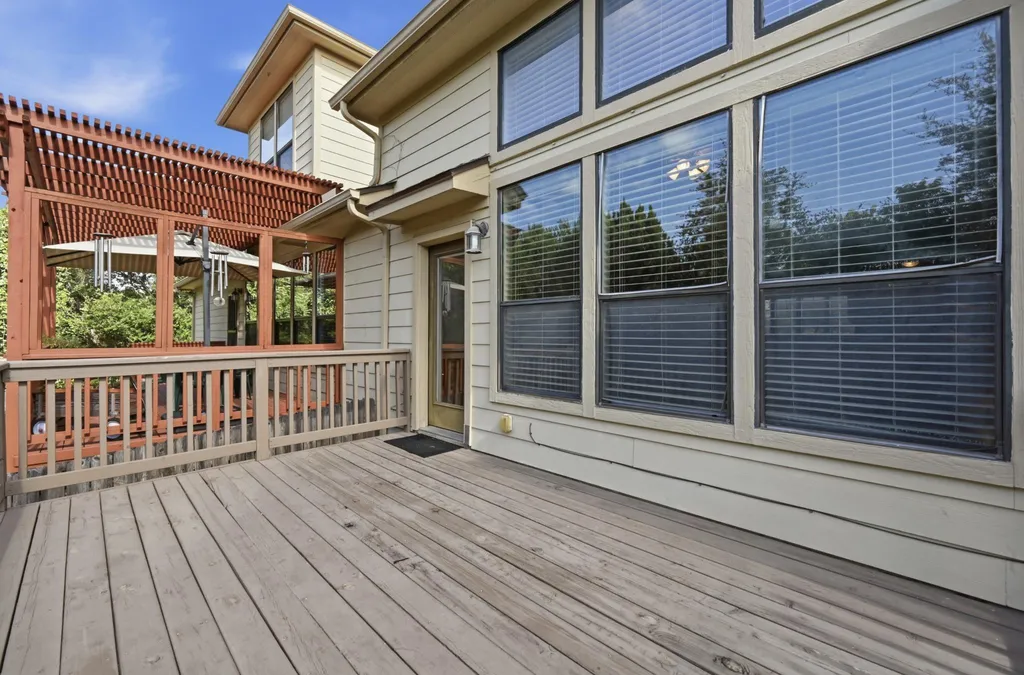 6705 Covered Bridge Drive Austin TX 78736