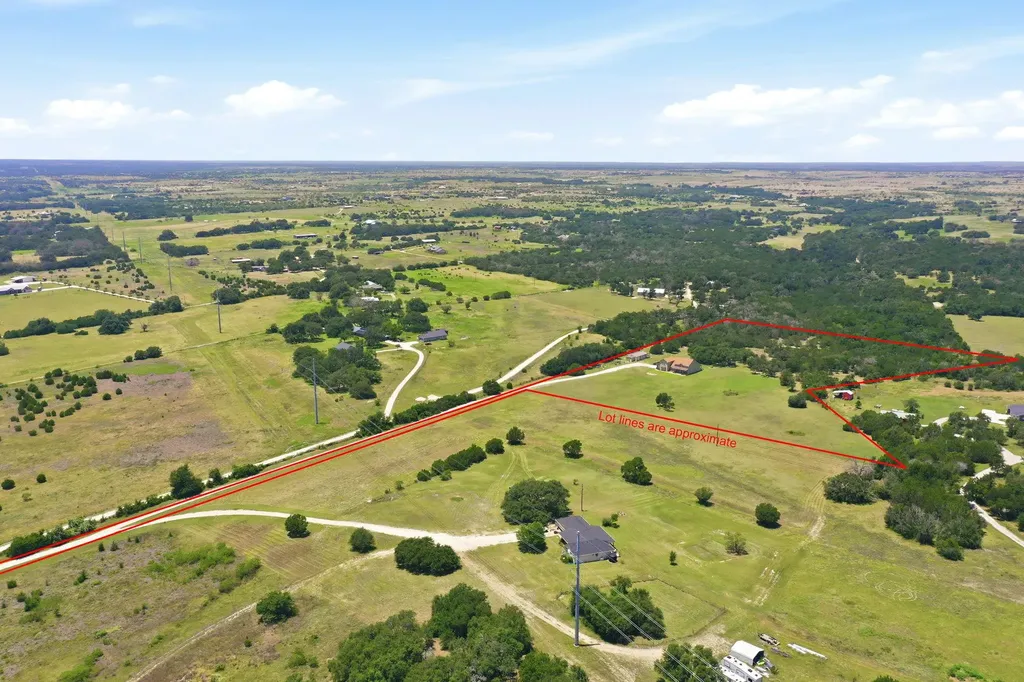 450 County Road 204 Liberty Hill TX 78642