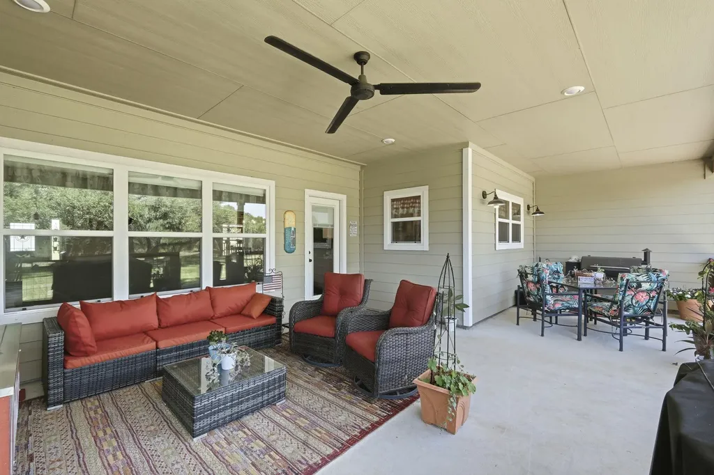 450 County Road 204 Liberty Hill TX 78642