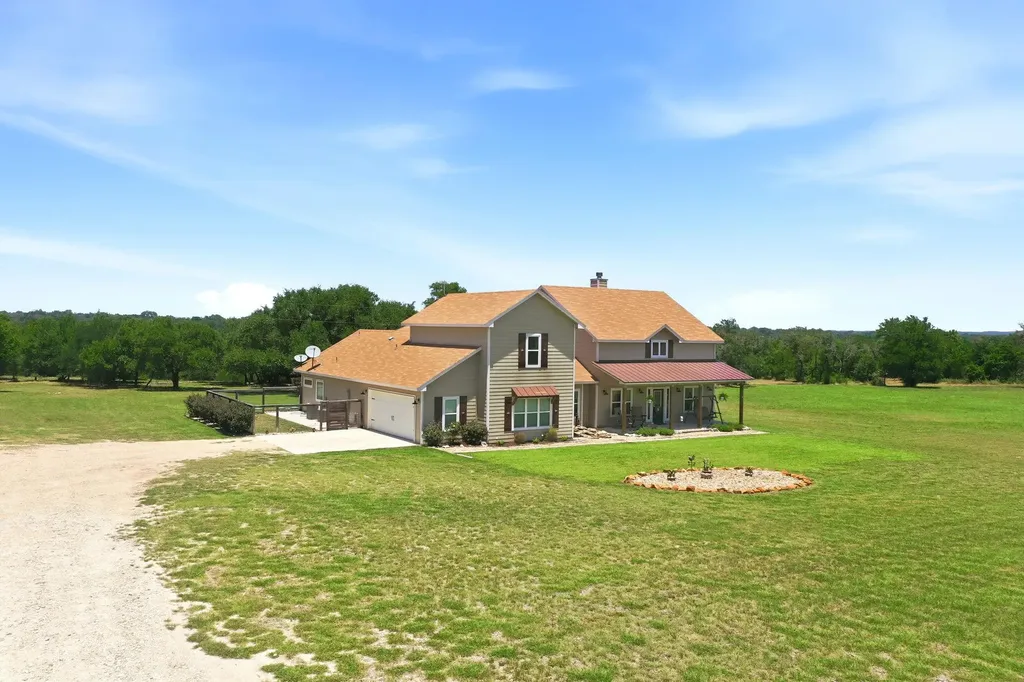 450 County Road 204 Liberty Hill TX 78642