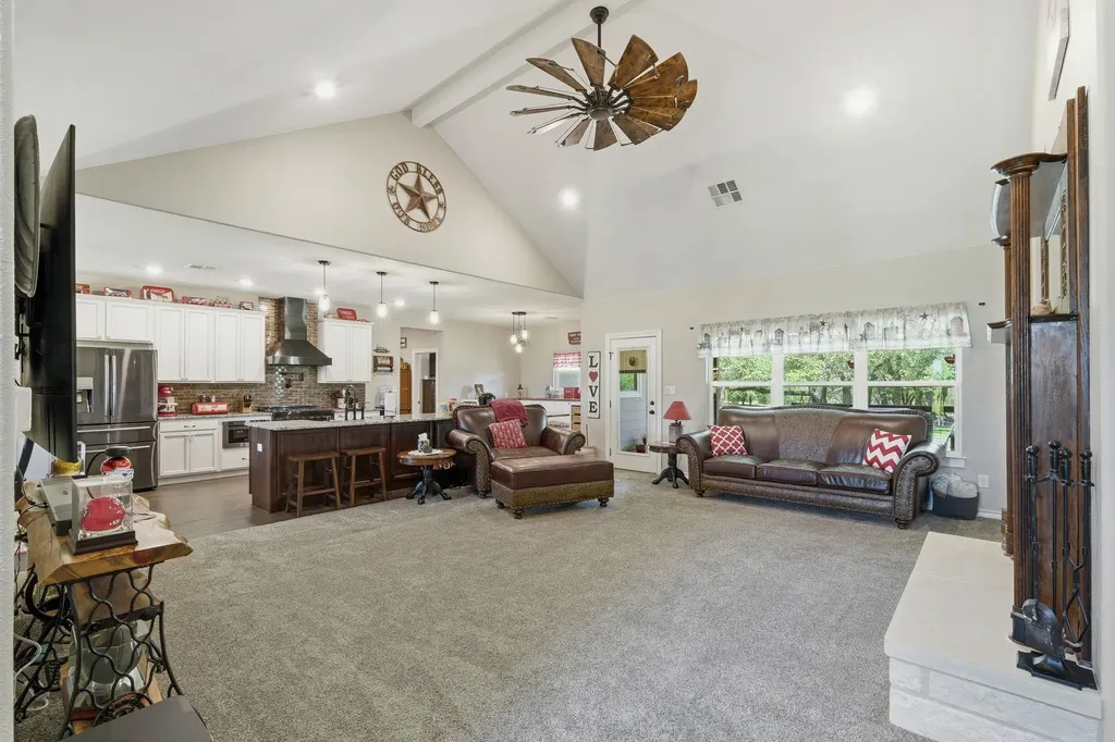 450 County Road 204 Liberty Hill TX 78642