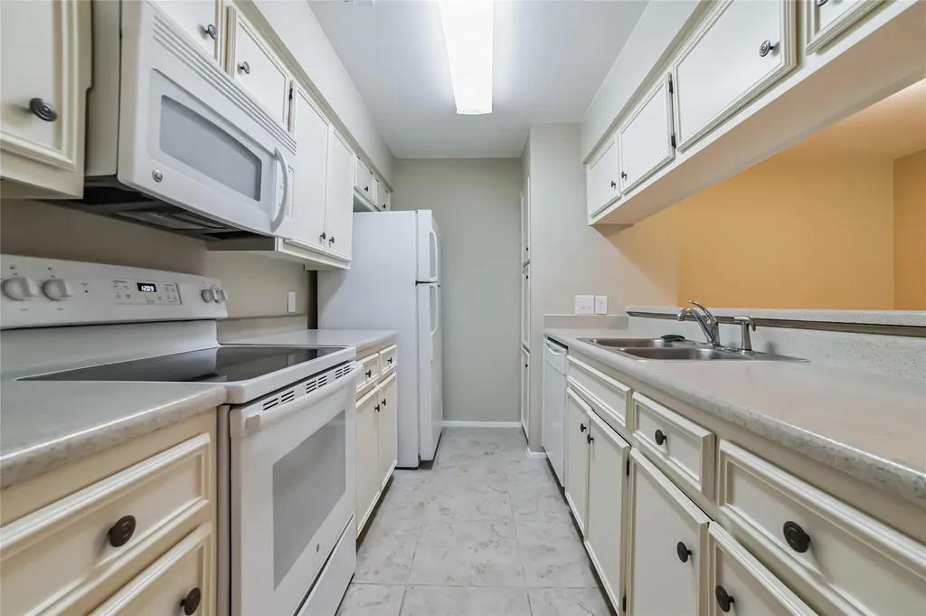 10616 Mellow Meadow Drive Austin TX 78750