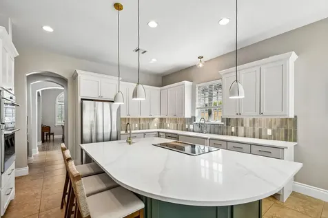 14 Camwood Trail The Hills TX 78738