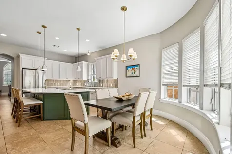 14 Camwood Trail The Hills TX 78738