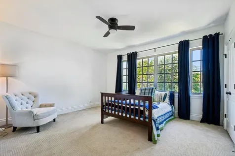 14 Camwood Trail The Hills TX 78738