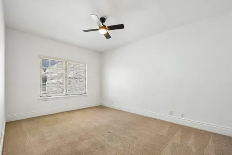 14 Camwood Trail The Hills TX 78738