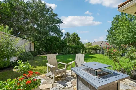 14 Camwood Trail The Hills TX 78738