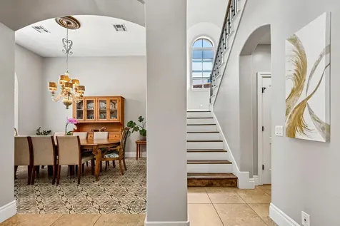 14 Camwood Trail The Hills TX 78738