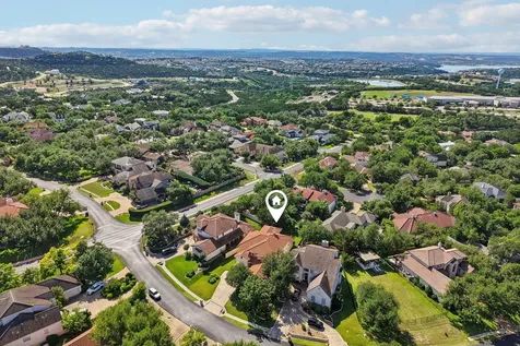 14 Camwood Trail The Hills TX 78738