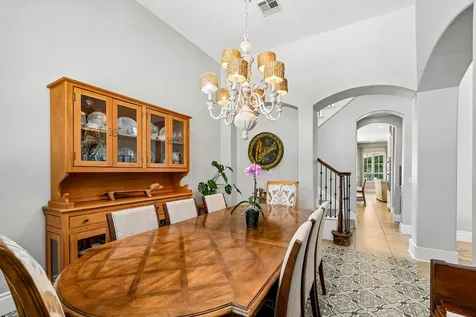 14 Camwood Trail The Hills TX 78738