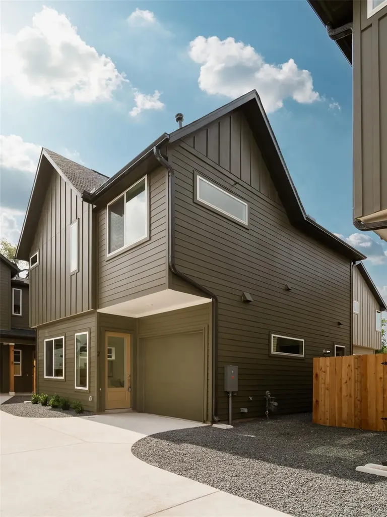 6409 Bradsher Austin TX 78745