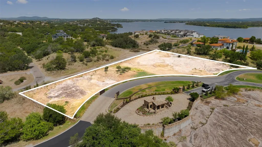 1212 Apache Tears Horseshoe Bay TX 78657