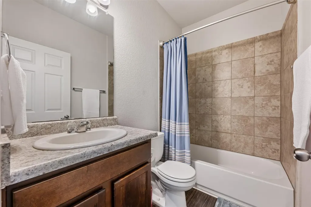 204 Lambert Street Leander TX 78641