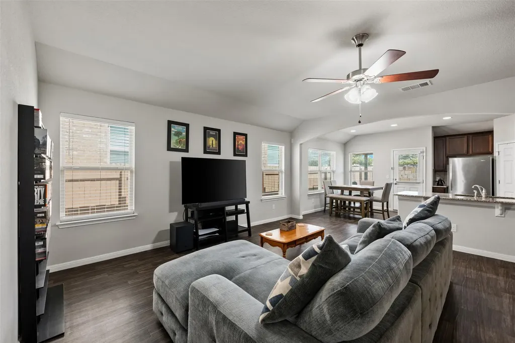 204 Lambert Street Leander TX 78641