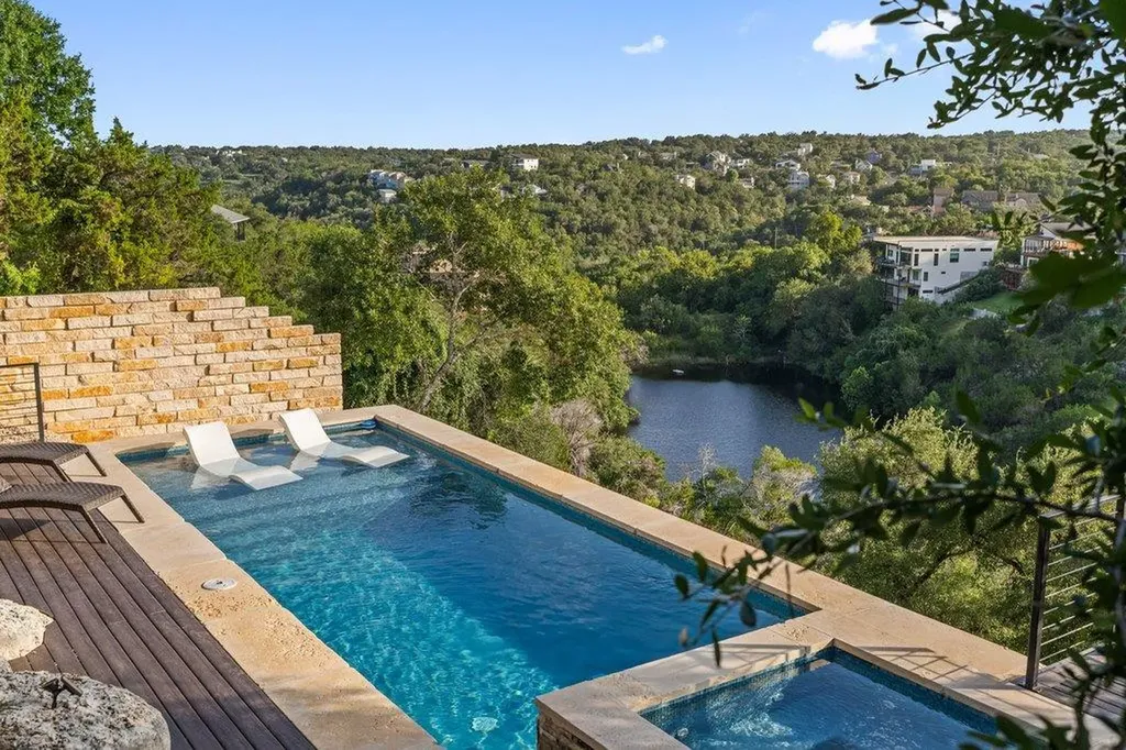 3138 Chisholm Trail Austin TX 78734