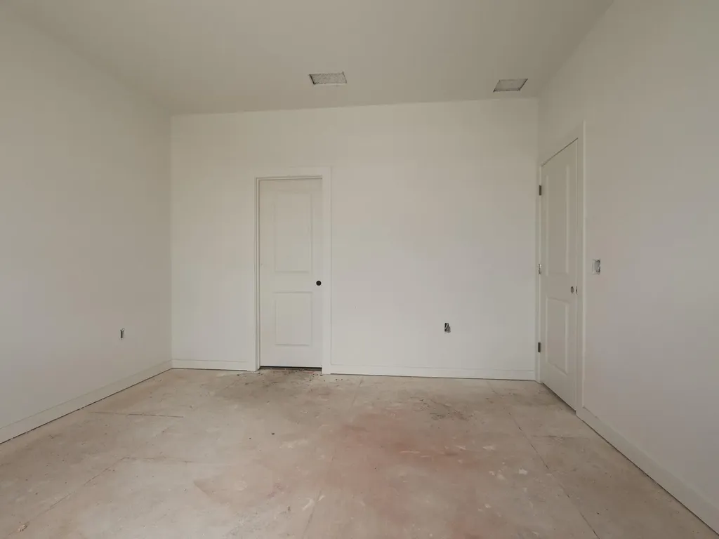 261 Callahan Loop Buda TX 78610