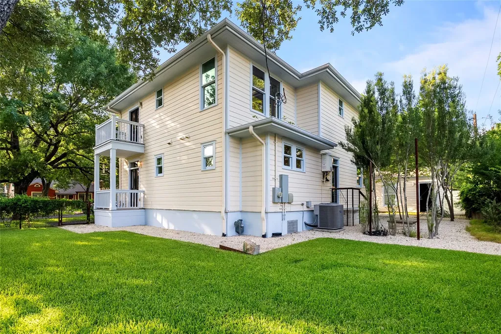 3201 Glenview Avenue Austin TX 78703