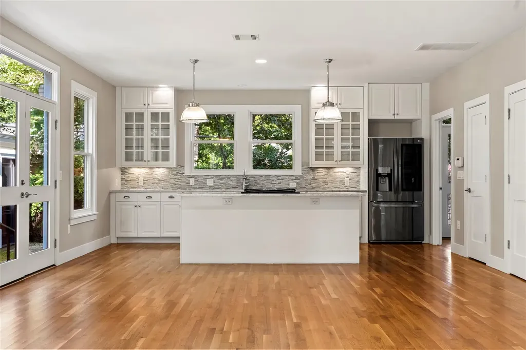 3201 Glenview Avenue Austin TX 78703