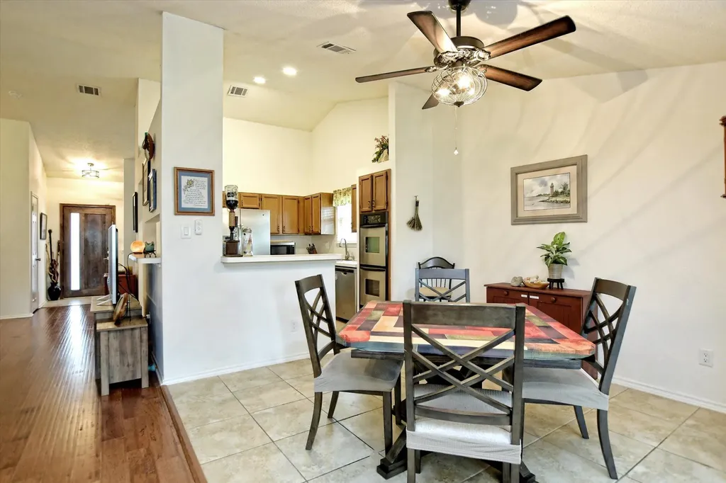 1002 W Noton Street Pflugerville TX 78660