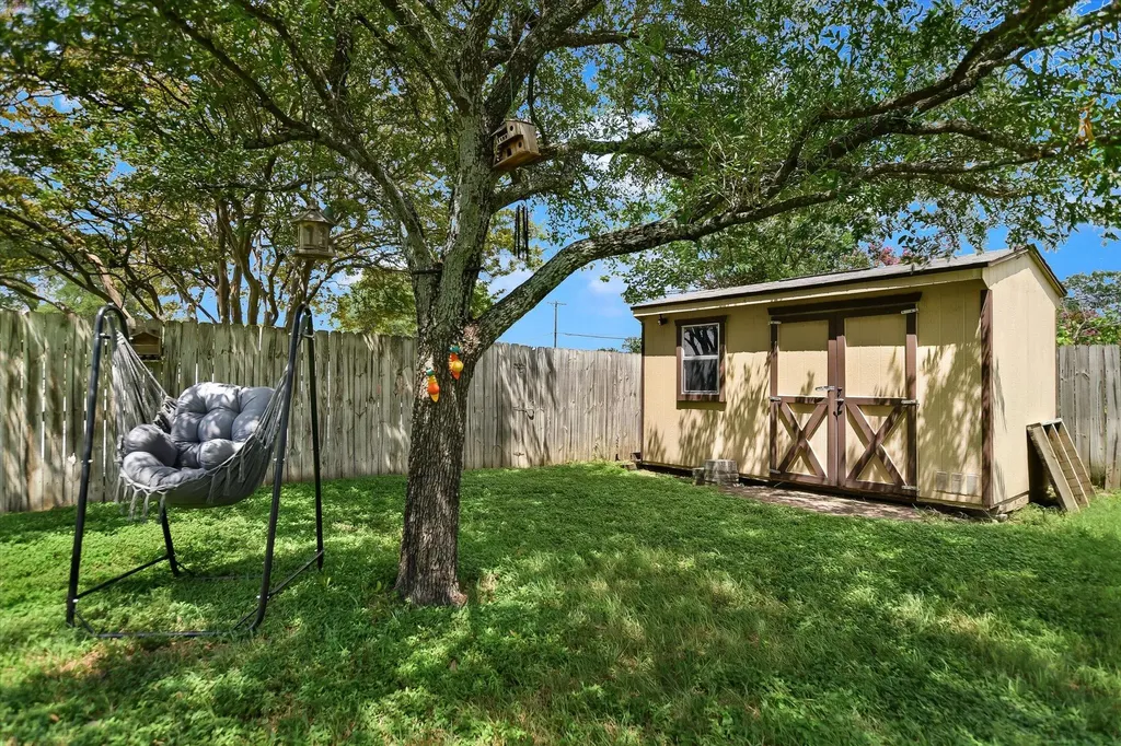 1002 W Noton Street Pflugerville TX 78660