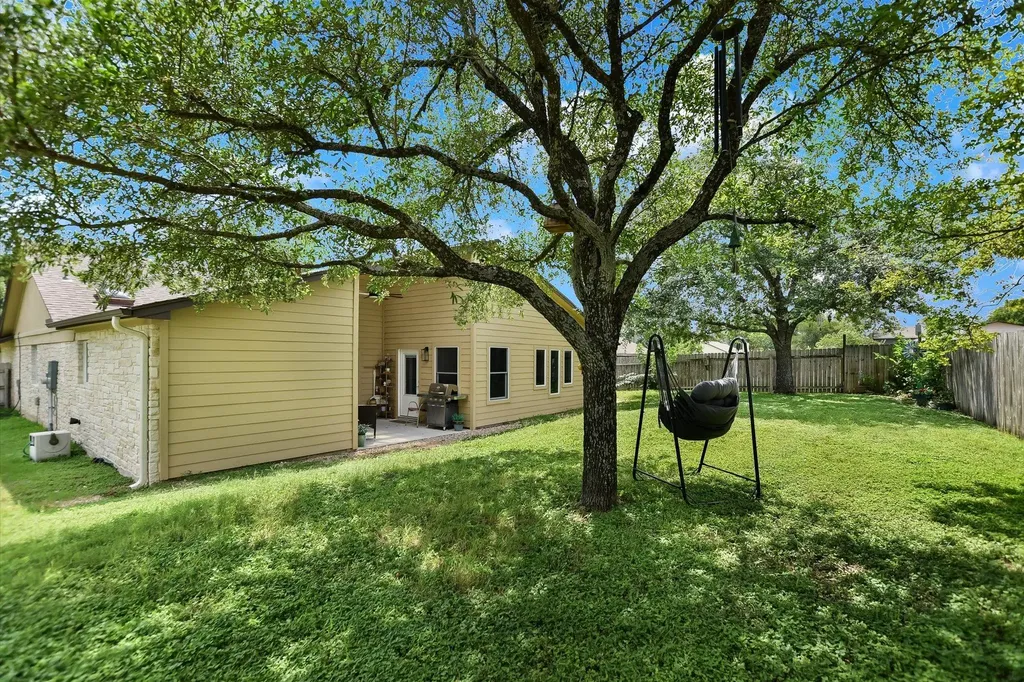 1002 W Noton Street Pflugerville TX 78660