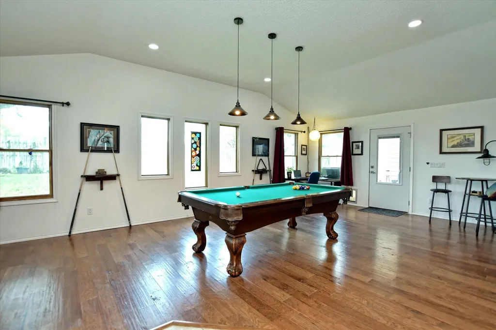 1002 W Noton Street Pflugerville TX 78660