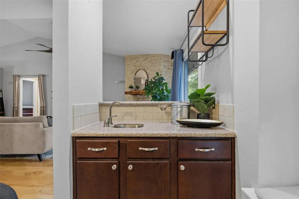4209 Red Cloud Drive Austin TX 78759