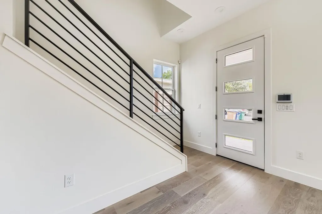 4712 S Forest Drive Austin TX 78745