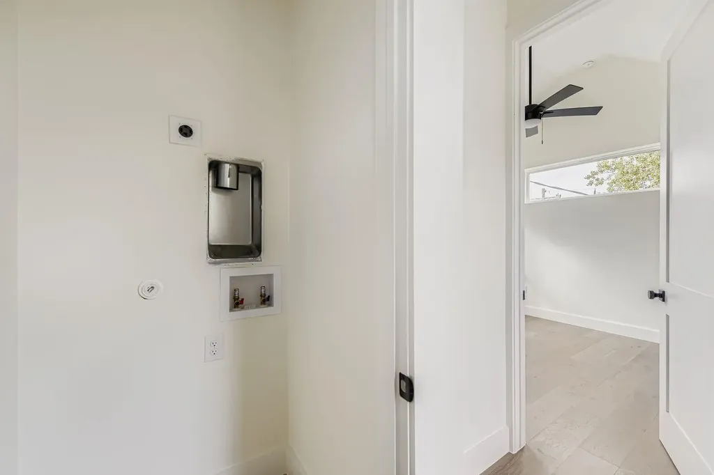 4712 S Forest Drive Austin TX 78745