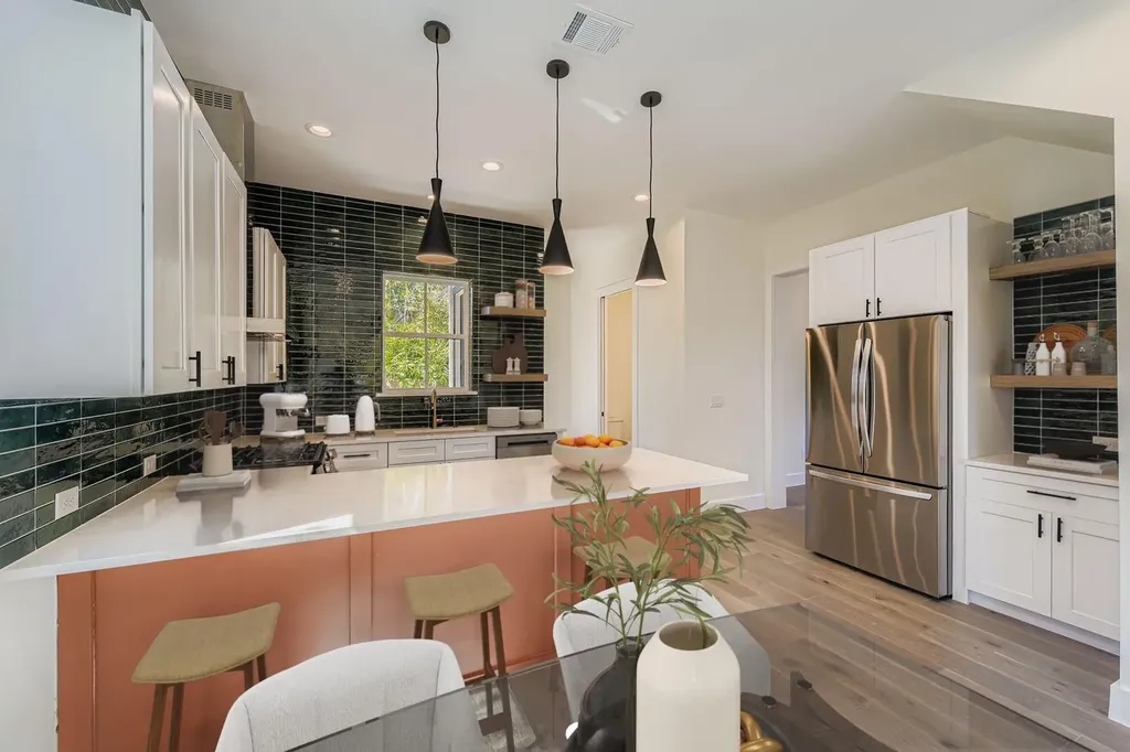 4712 S Forest Drive Austin TX 78745