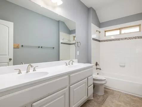 225 Kirkhill Street Hutto TX 78634