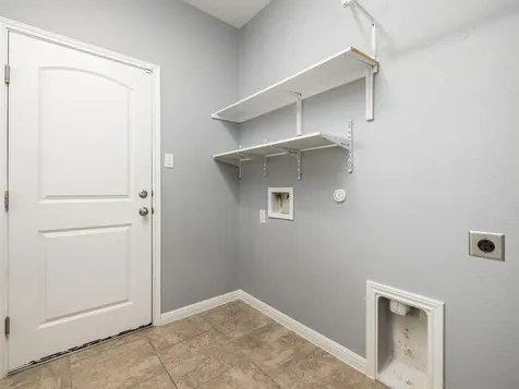 225 Kirkhill Street Hutto TX 78634